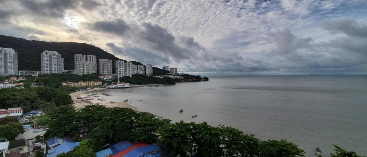 Leisure Cove Hotel And Apartments George Town Exterior photo