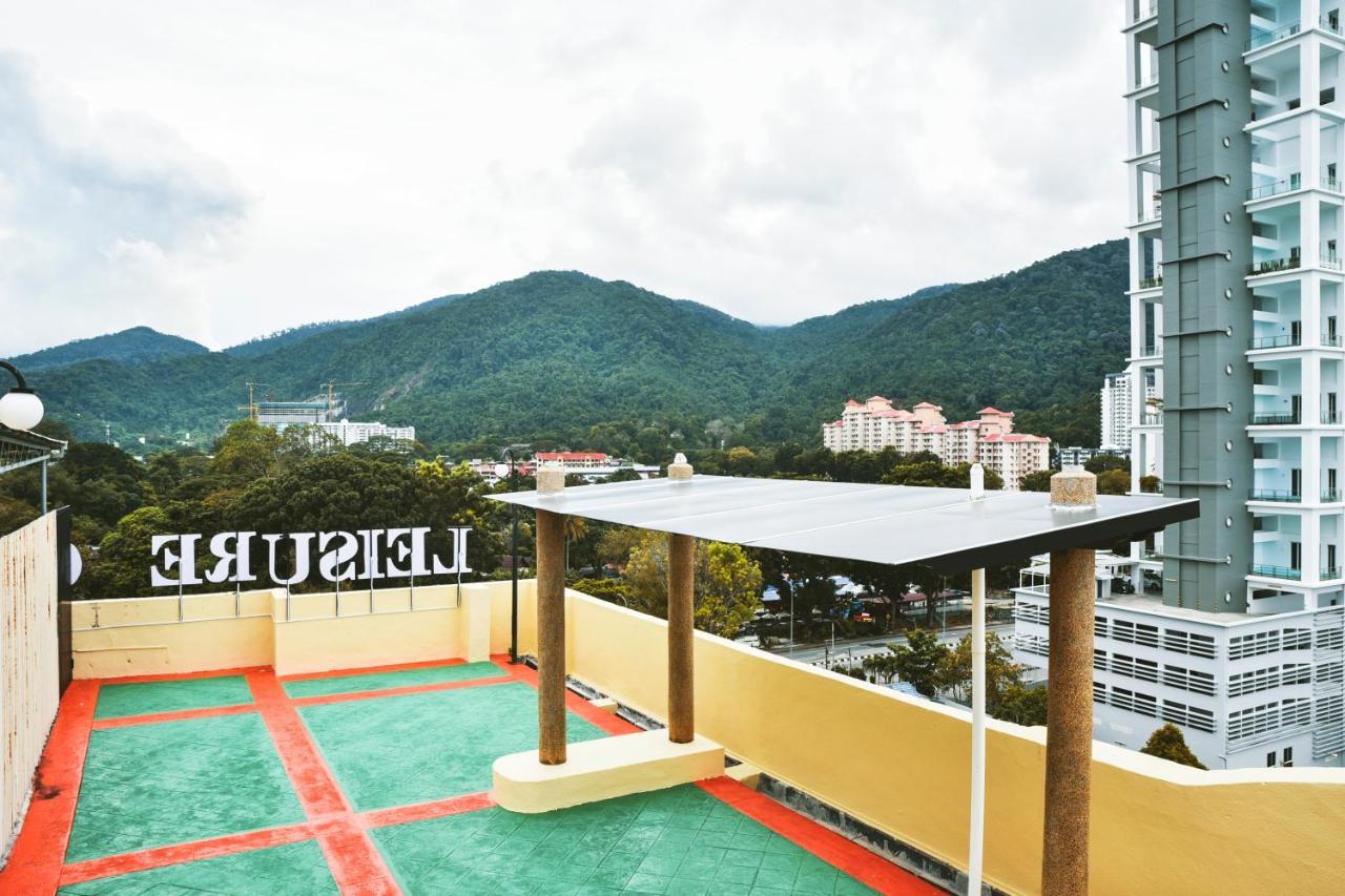 Leisure Cove Hotel And Apartments George Town Exterior photo