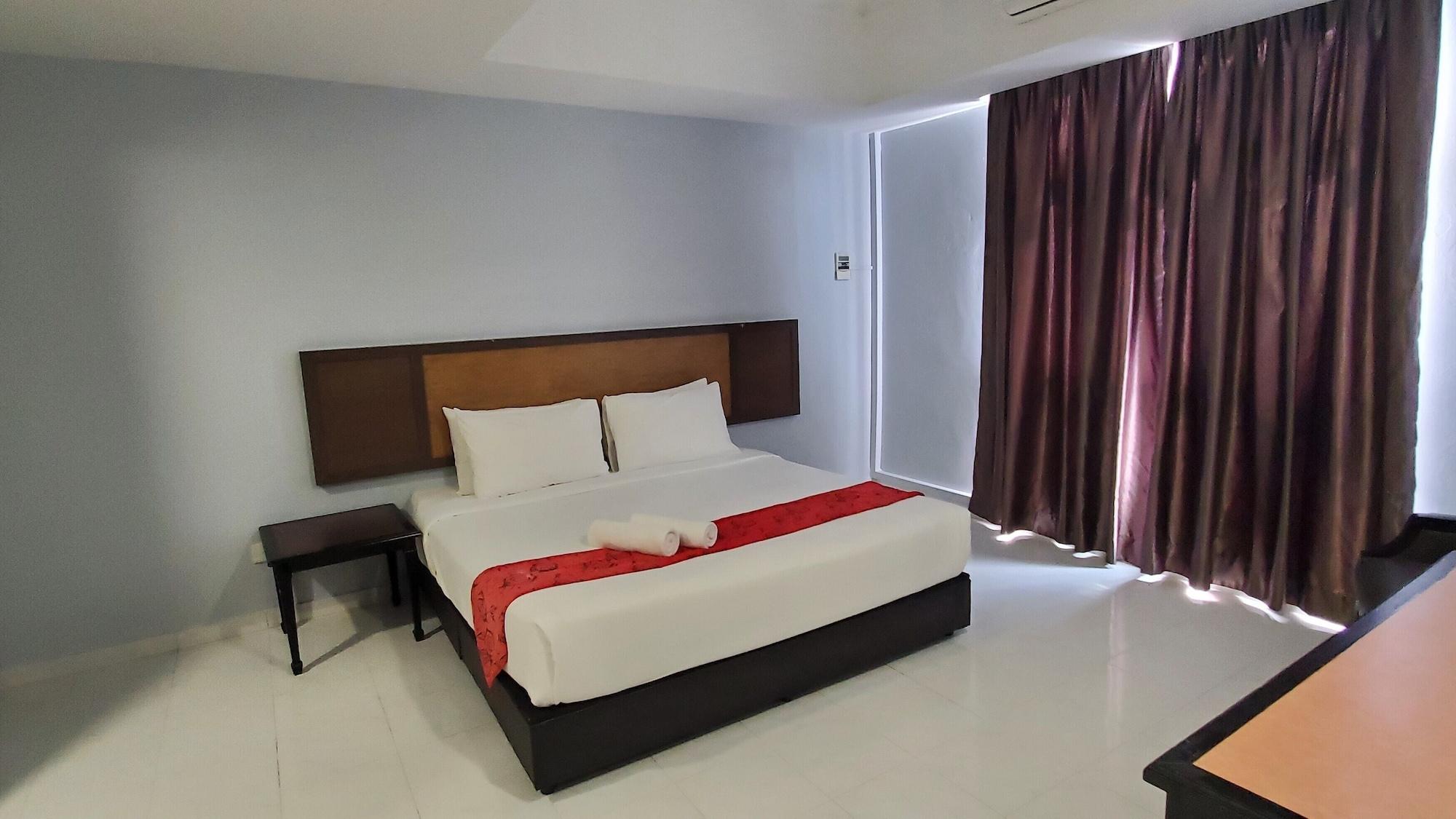 Leisure Cove Hotel And Apartments George Town Exterior photo
